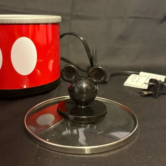 Red Mickey Mouse Slow Cooker - Picture 3 of 3
